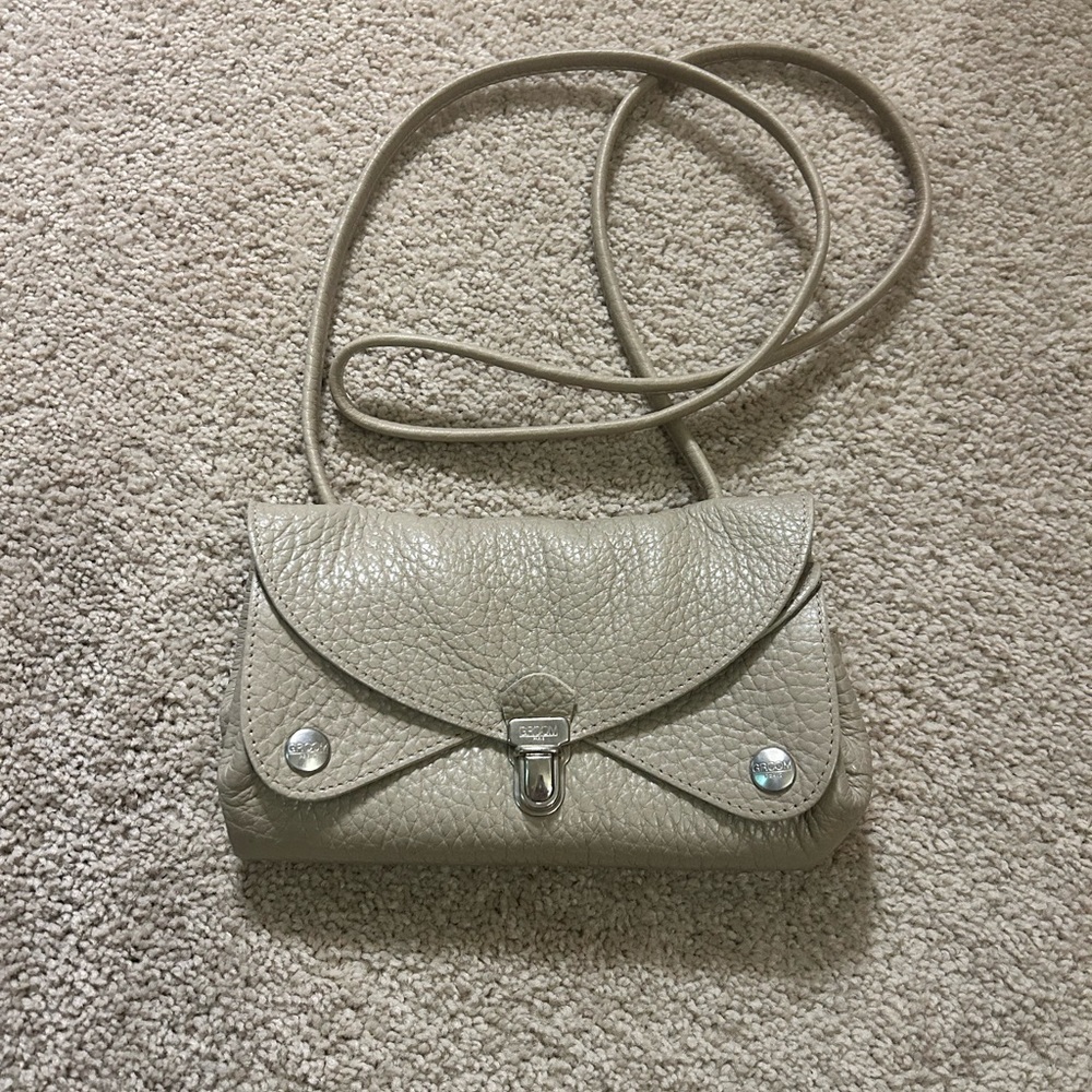 Groom Studios Paris Gray Grey Pebbled Leather Chic Crossbody Bag